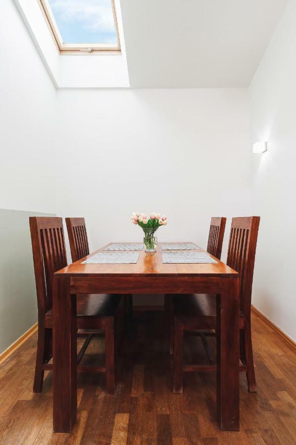 Apartment Amaretto Dluga 60 By Noclegi Renters Krakow Luaran gambar