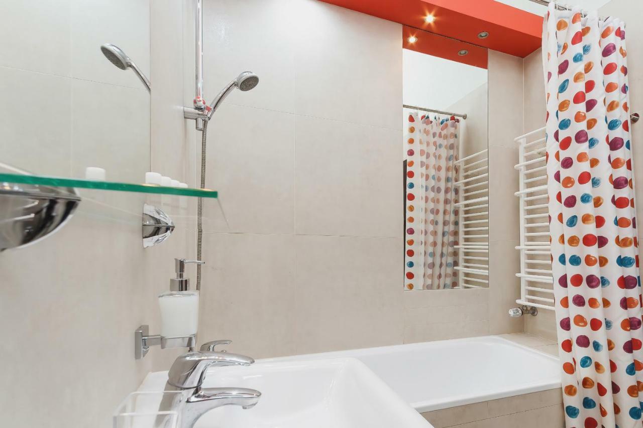 Apartment Amaretto Dluga 60 By Noclegi Renters Krakow Luaran gambar